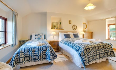 3 Bed in Machynlleth 9