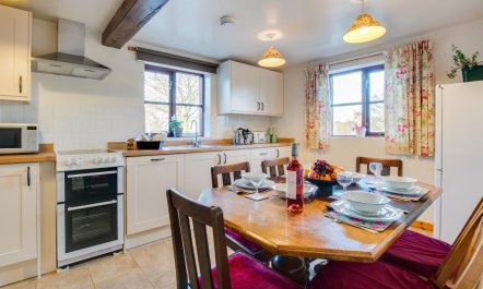 3 Bed in Machynlleth 2