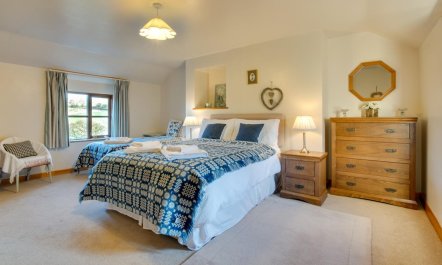 3 Bed in Machynlleth 7