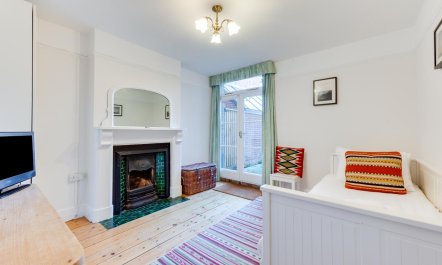 4 Bed in Southwold 6