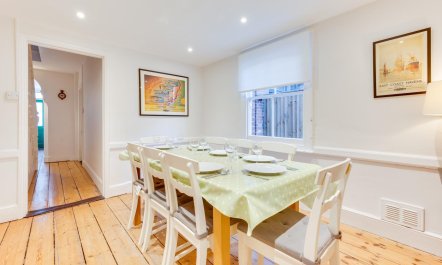 4 Bed in Southwold 2