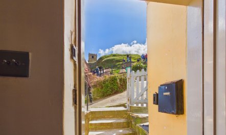 2 Bed in Whitby 6