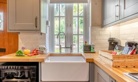 2 Bed in Whitby 8