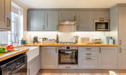 2 Bed in Whitby 4