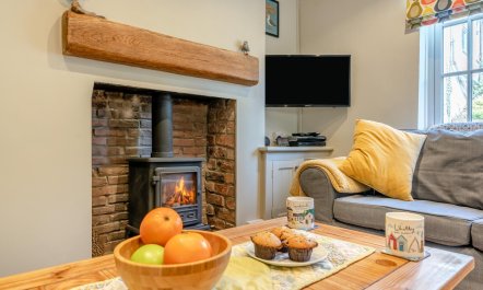 2 Bed in Whitby 2