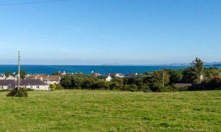 4 Bed in Moelfre 6