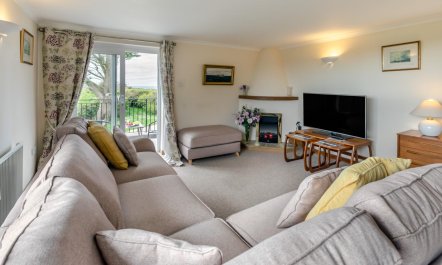 2 Bed in Padstow 2
