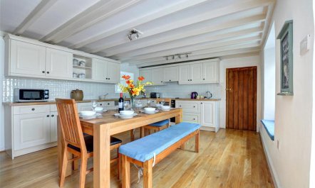 4 Bed in Lostwithiel 1