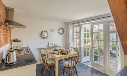 1 Bed in Woodbridge 8