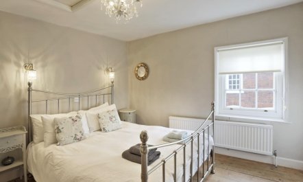 1 Bed in Woodbridge 6