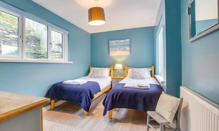 2 Bed in Looe 7