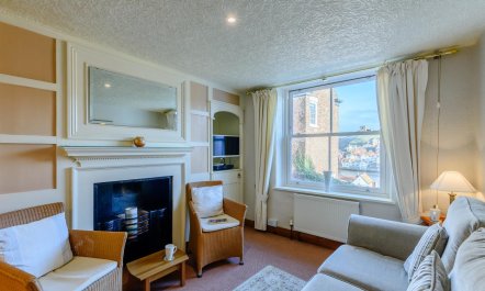 3 Bed in Whitby