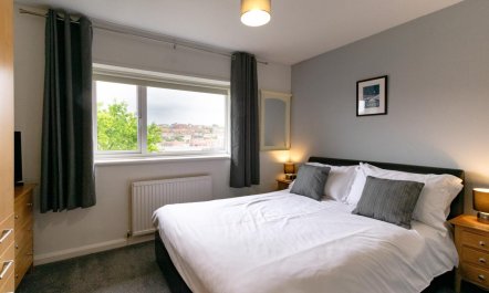 2 Bed in Whitby 7