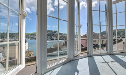 3 Bed in Dartmouth 1