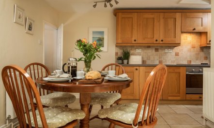 3 Bed in Dartmouth 6