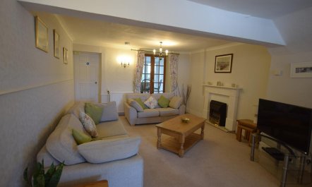 3 Bed in Dartmouth 5