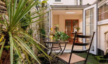 3 Bed in Dartmouth 8