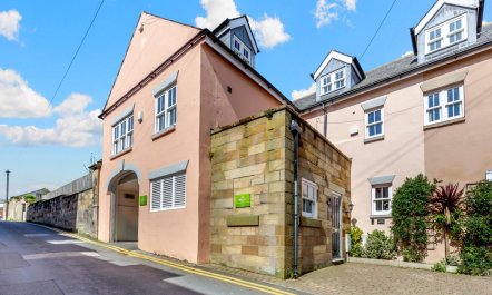 3 Bed in Whitby