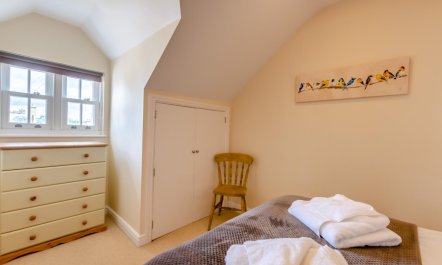 3 Bed in Whitby 6