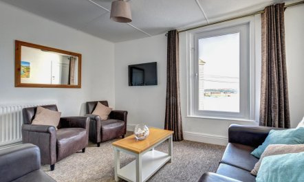 3 Bed in St. Ives 7
