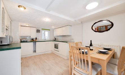 3 Bed in St Ives 3
