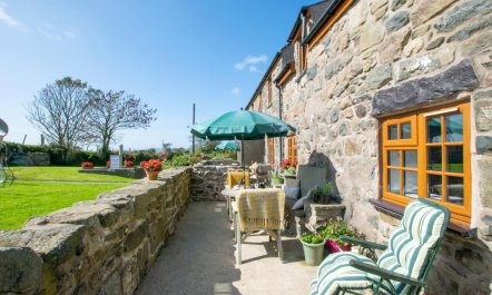 1 Bed in Aberdaron 8