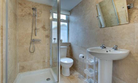 4 Bed in Saundersfoot 9