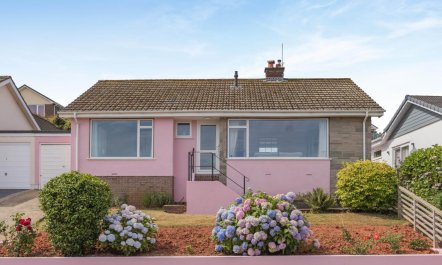 3 Bed in Broadsands, Paignton 0