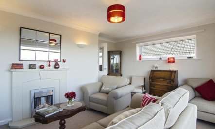 3 Bed in Broadsands, Paignton 7