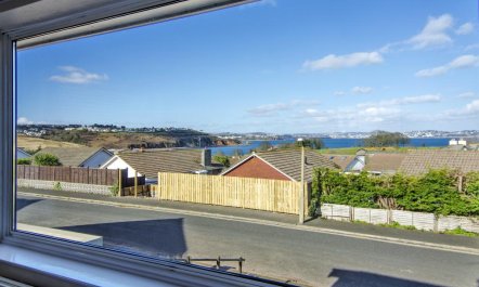 3 Bed in Broadsands, Paignton 2