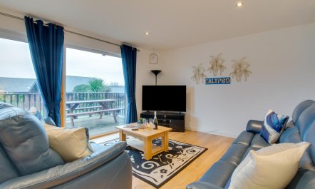 4 Bed in St Columb 4