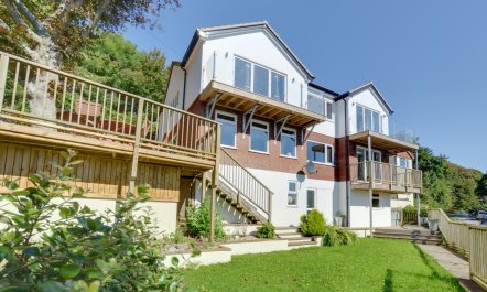 4 Bed in Ilfracombe 2