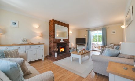 3 Bed in Trimingham 1