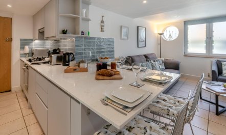 2 Bed in St. Ives 8