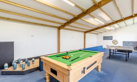 3 Bed in Hartland 3