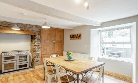 3 Bed in Hartland 8