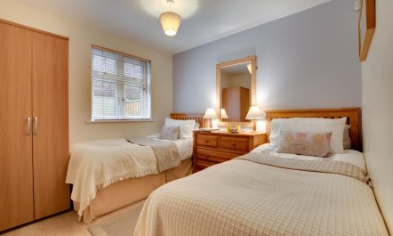 2 Bed in Whitby 5