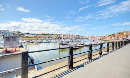 2 Bed in Whitby
