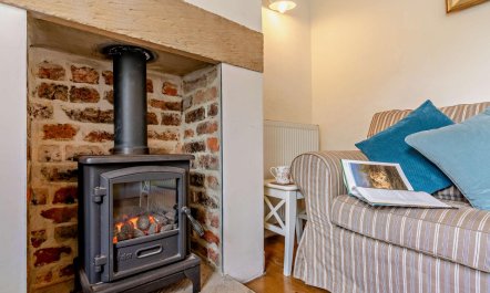 2 Bed in Whitby 4