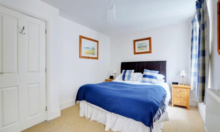 1 Bed in Looe 6