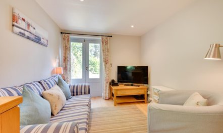 2 Bed in Middleton 4