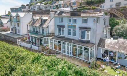 4 Bed in Looe 3