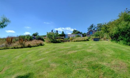 1 Bed in Carmarthen 8