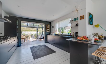 4 Bed in Mawgan Porth 2