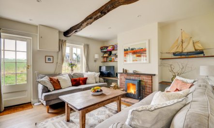 2 Bed in Little Barningham 1