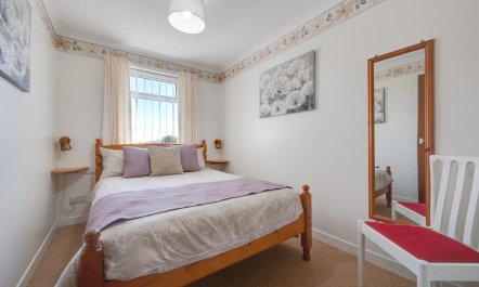 1 Bed in Abergavenny 5