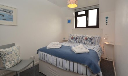 2 Bed in Padstow 7