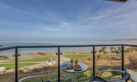 2 Bed in Clifton Court