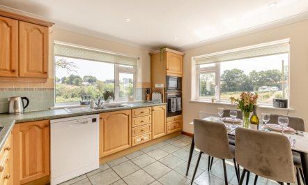 2 Bed in Newton Abbot 9