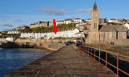 3 Bed in Porthleven 5